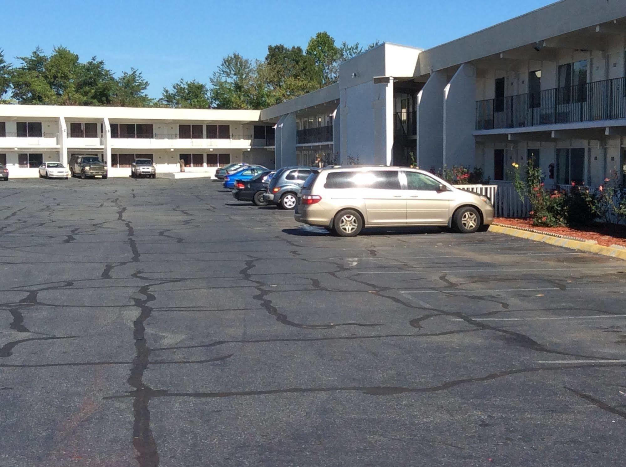 Motel 6 Burlington Extérieur photo